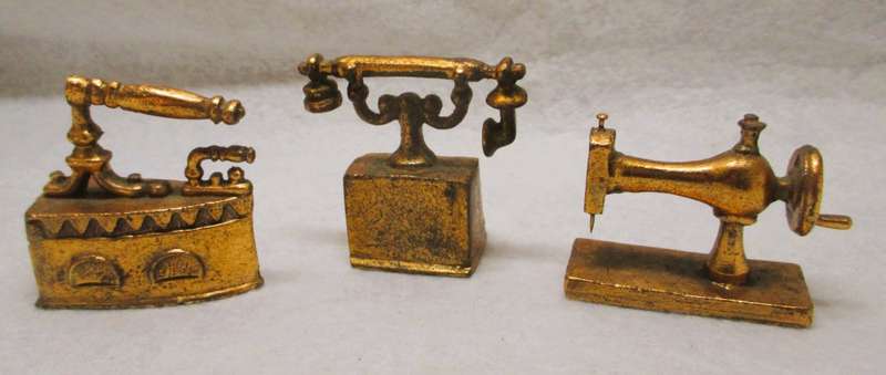 Telephone, Sew Machine and Iron Miniature Dollhouse collectable Item Brass Vintage, Scale per photo.
