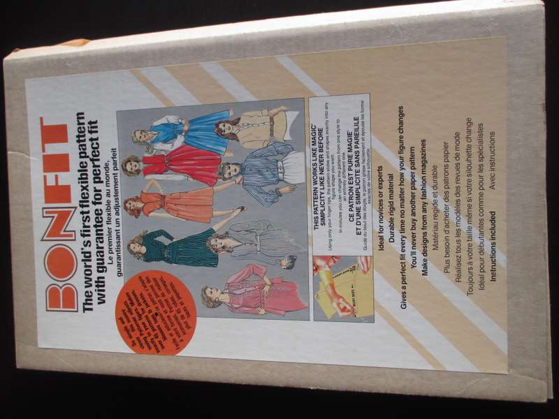 Vintage BONFIT Patterner, 45 different designs tops, dresses. Pattern with booklet, original box.