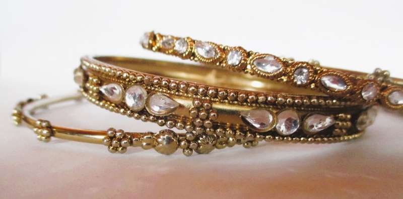 4 x Indian Traditional Ethnic Bangles.. Gold color with rhinestones.
