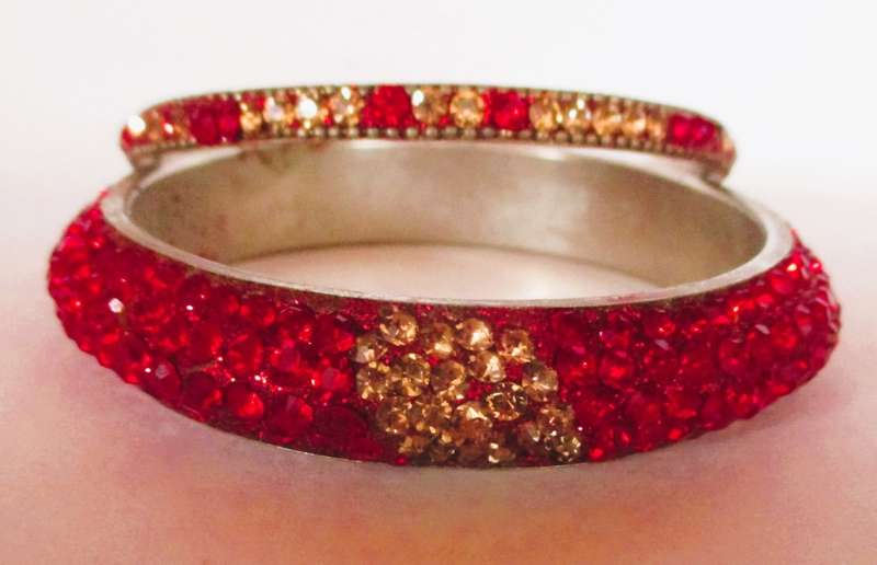 Indian Traditional Ethnic Bangles. Gold and Red Rhine Stones. ostume.