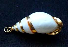 Shell Pendant with gilt finish