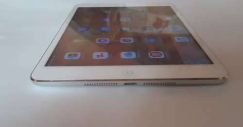 Apple iPad Mini 1 16GB WI-FI AND CELLULAR-SILVER