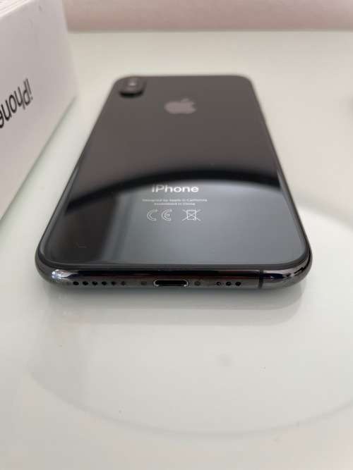iPhone XS 64gb