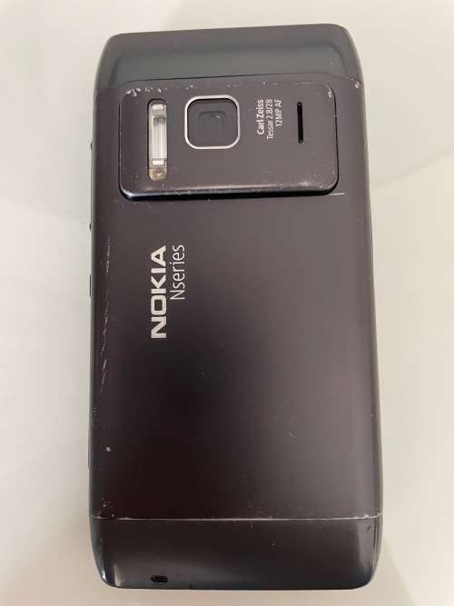 Nokia N8 (Collectors item)