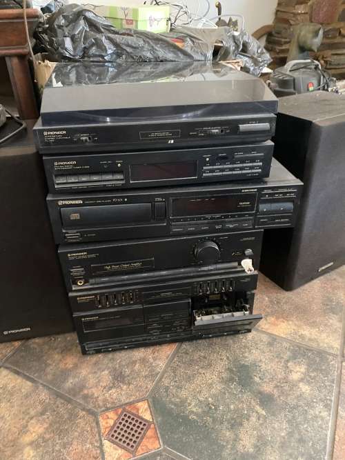 Pioneer Hifi (needs Attention)