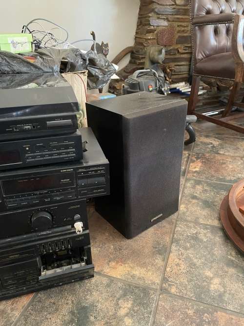 Pioneer Hifi (needs Attention)