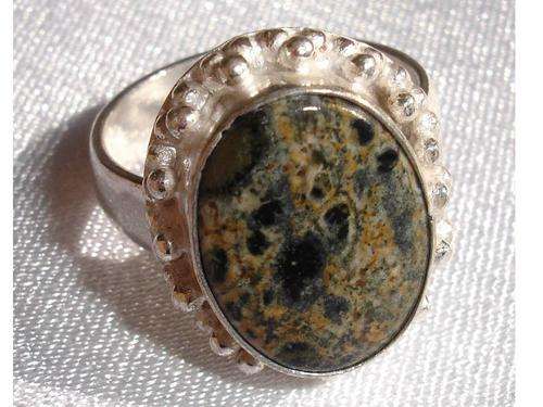 Wondrous and Feminine Handcrafted Kambaba Ring Size 7.5