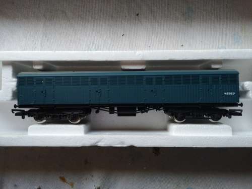 Lima 305353 Siphon Wagon BR Blue W2982 Boxed