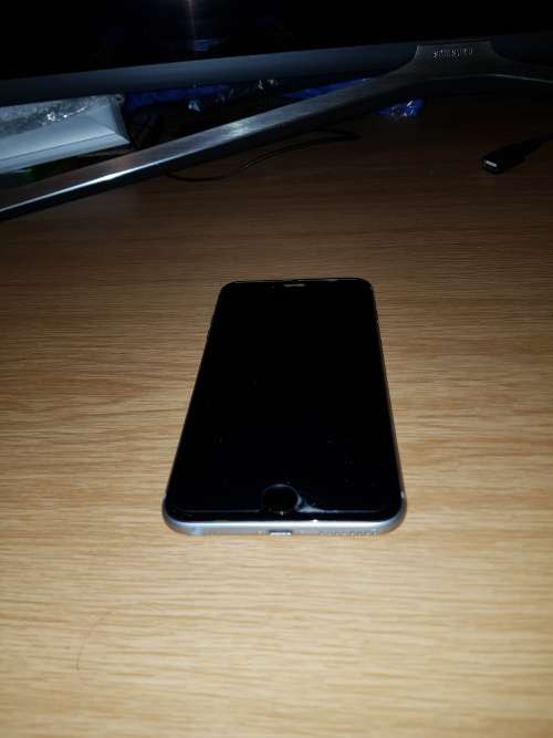 iPhone 6S Plus 16GB Excellent Condition *** No Reserve***