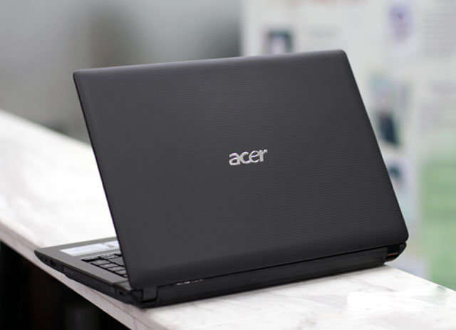 ACER ASPIRE 4750G CORE i3, 1TB HD, NVIDIA, 6GB RAM, WIN 7, CAM, DVD-RW