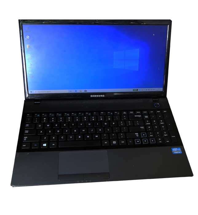 SAMSUNG NP300E5C CORE i3 , 500GB HD, 6GB RAM,  DVD RW, WIN10 HOME SL, CAM, WIFI, ETC