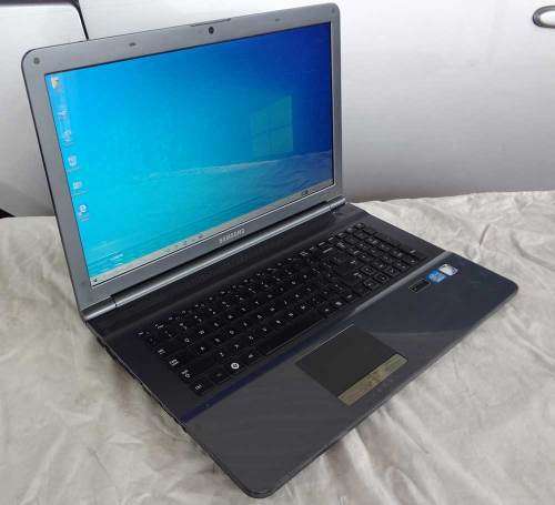 SAMSUNG RC720  CORE i7, 750GB HD, 8GB RAM, WIFI, CAM, 17.3,NVIDIA, WIN 10 Home, ETC
