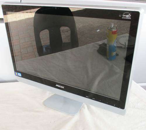 MECER  ALL-IN-ONE 23 INCH, INTEL CORE i5, 8GB RAM, 500GB HD,WIFI, DVD-RW,CAM, WIN 10 PRO, ETC