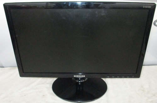Samsung LCD Monitor, Model 19D300, 18.5 Inch, VGA