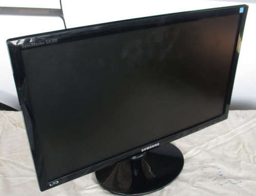 FIRESALE Samsung LCD, Model SA300, 20 Inch, VGA, DVI