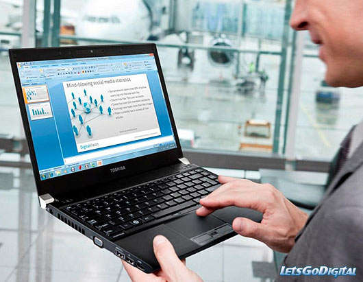 TOSHIBA PORTEGE R700 ULTRA PORTABLE CORE i3, 500GB HD, 6GB RAM, BUILTIN 3G,WIN7 PRO, DVD WRITER, CAM