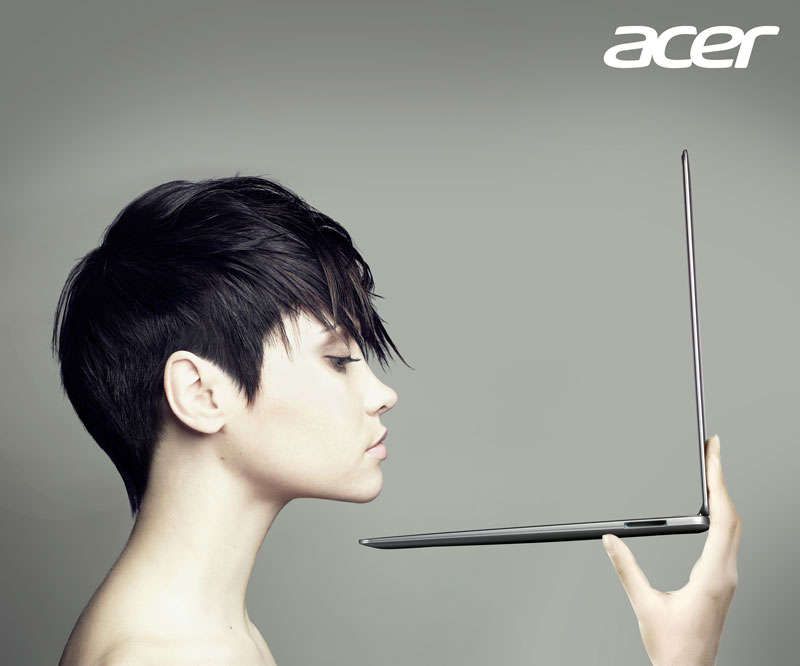 ACER ULTRA-THIN S3, CORE i5, 4GB, 320GB HD, 20GB SSD, WEBCAM, LIC WIN 7