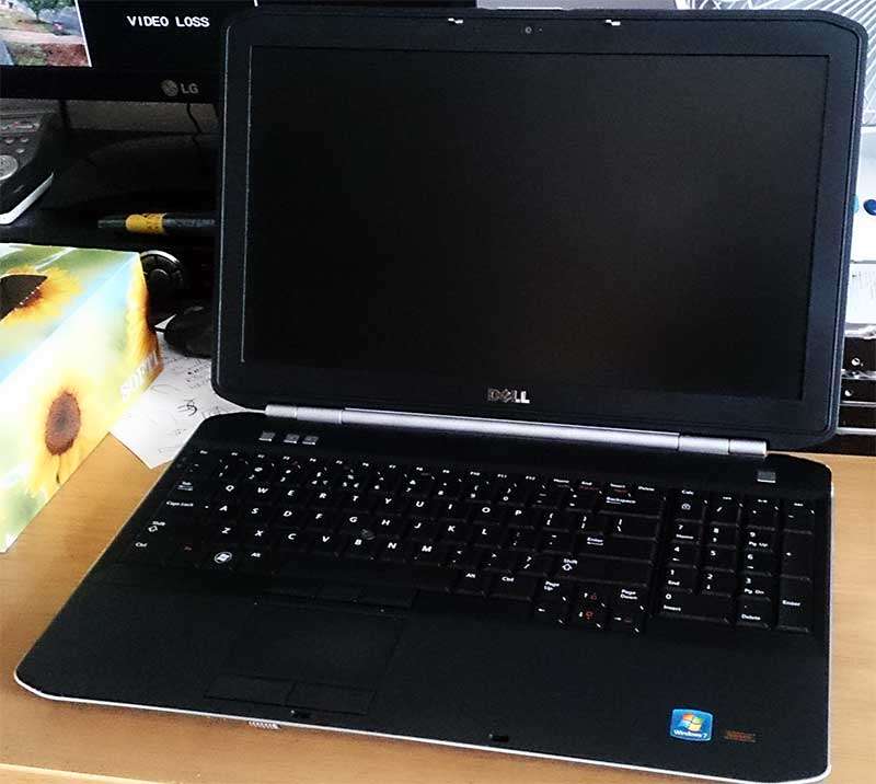 DELL LATTITUDE E5520, CORE i5 @ 2.40GHz, 160GB HD, 4GB RAM, B'LIT KB, WIN 7 PRO, DVD, CAM, ETC