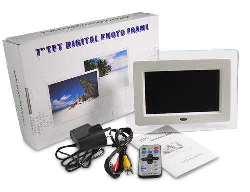 ESQUIRE 7INCH DIGITAL PHOTO FRAME / MEDIA PLAYER WITH REMOTE, AV CABLE (BRAND NEW)