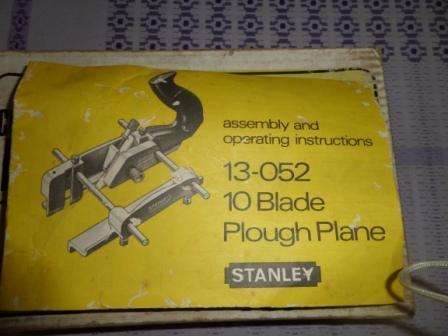 STANLEY PLOUGH PLANE WITH 8 BLADES #13-052