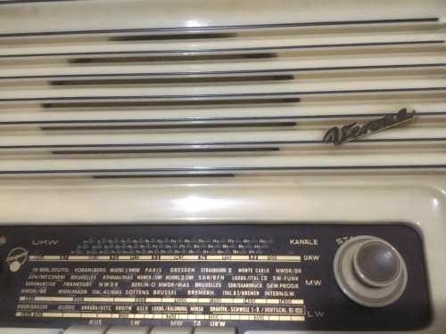 Vintage Blaupunkt Verona 2211 Radio