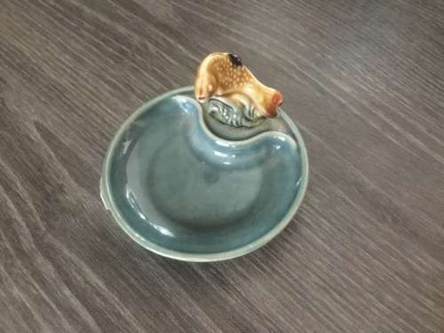 wade fish on plate