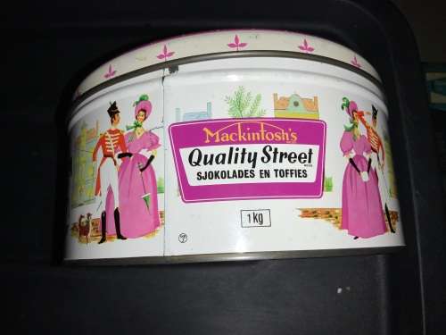 Vintage SOUTH AFRICA  QUALITY SWEETS tin