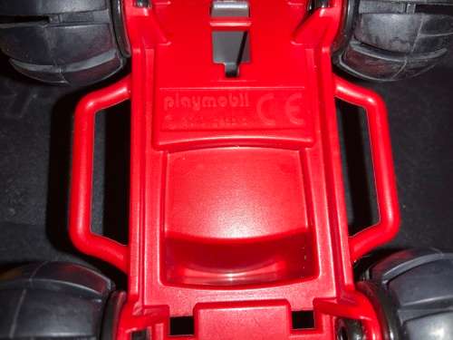 Playmobil horse and motor vehicle