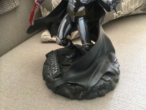 Batman vs Wonder Woman injustice gods among us