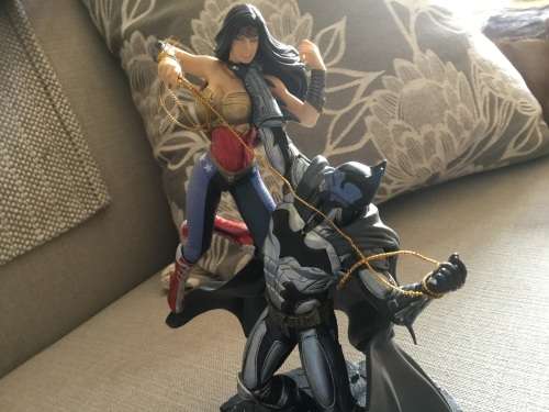 Batman vs Wonder Woman injustice gods among us