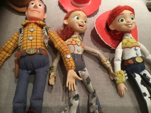 Woody and Jessie toy story