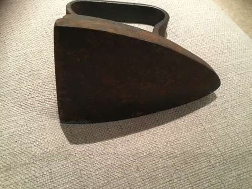 Vintage iron size 5