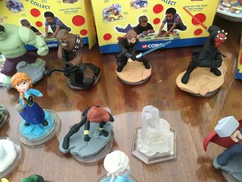 Disney infinity total 16 figures
