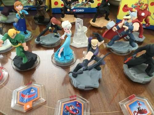 Disney infinity total 16 figures