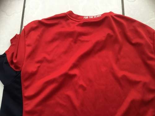 ENGLAND RUGBY TSHIRT SIZE LARGE