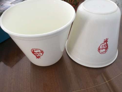 Vintage KFC Kentucky Fried Chicken moon beam plastic bucket