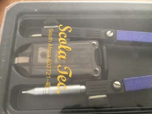 Scola trek  precision  two leg hinged compass