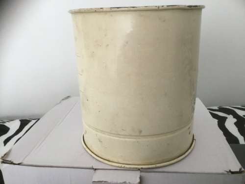 Vantage Tala flour shaker 1940/50 era