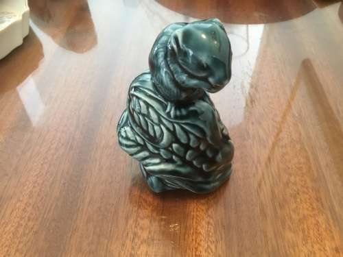 Poole pottery amazing field mouse on a ear of wheat