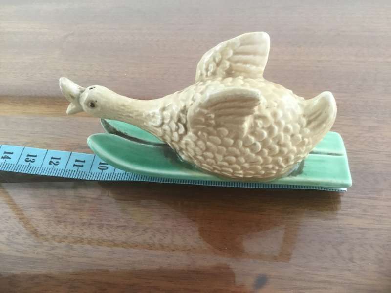 Sylvac, Very Rare, Skiing Duck, 1678