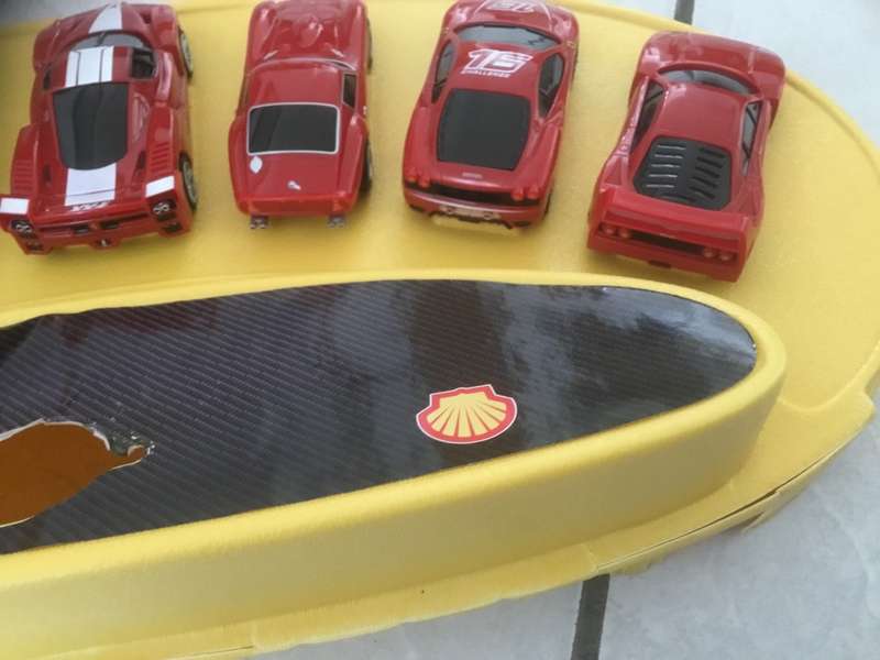 Shell oil Ferrari car set