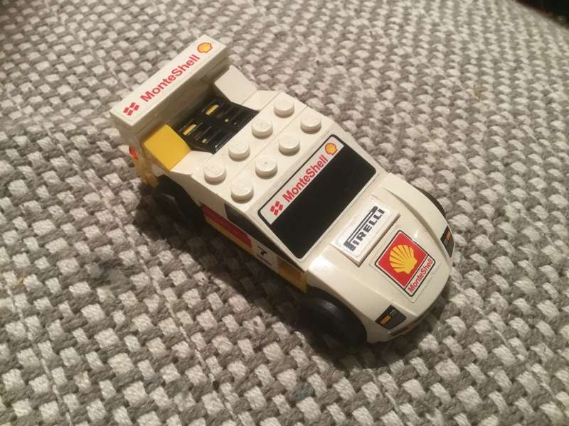 LEGO Ferrari Shell V-Power F40