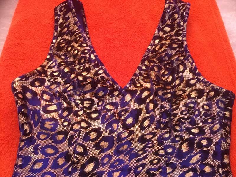 Topshop v shape sleeveless bodysuit SIZE UK 8