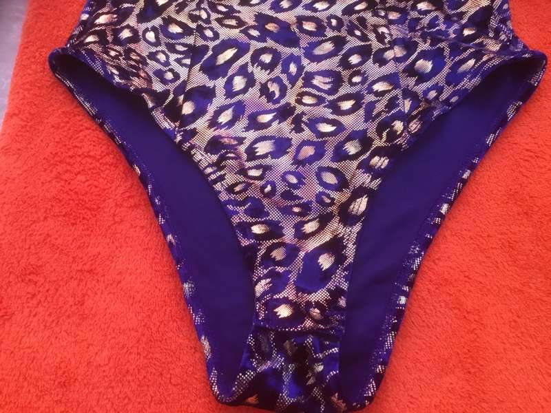 Topshop v shape sleeveless bodysuit SIZE UK 8