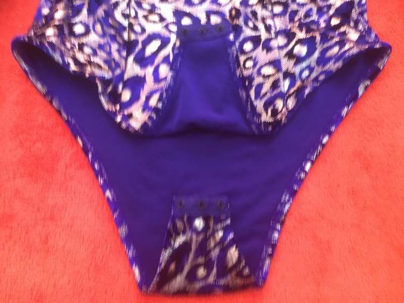 Topshop v shape sleeveless bodysuit SIZE UK 8