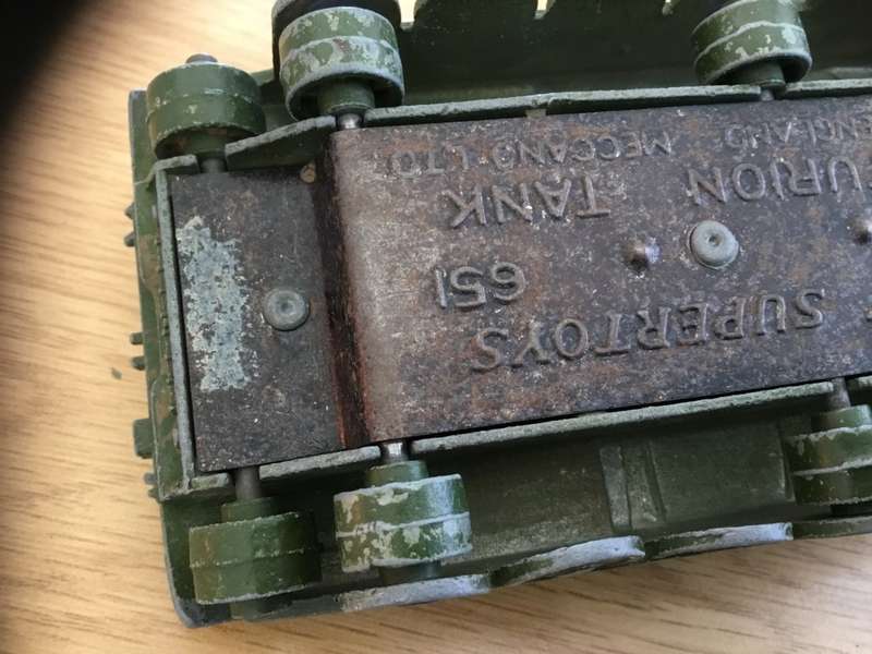 Vintage DINKY SUPERTOYS 651 CENTURION TANK  Meccano military vehicle