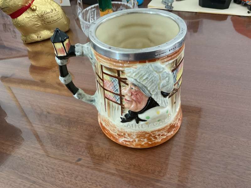 Lancaster VINTAGE WELLER & Sairey Gamp B/M