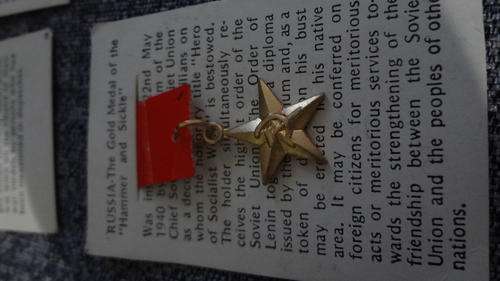 collectors cards 17 medals
