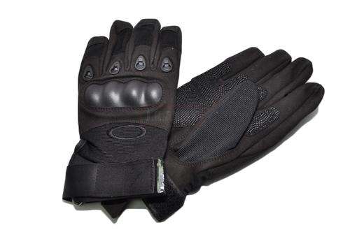 "O" TACTICAL GLOVES WITH VALCRO STRAP, black,or Tan colour available (SIZE: MED,LARGE)