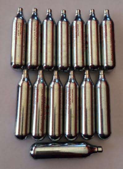 11! 12g, Co2 Gas Canisters